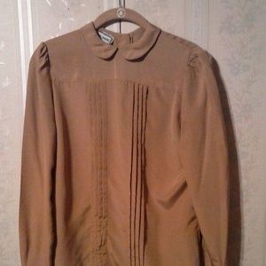 *BOBBIE BROOKS WOMENS TAN SILKY LONG SLEEVE BLOUSE